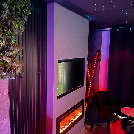 Avec Apartment *